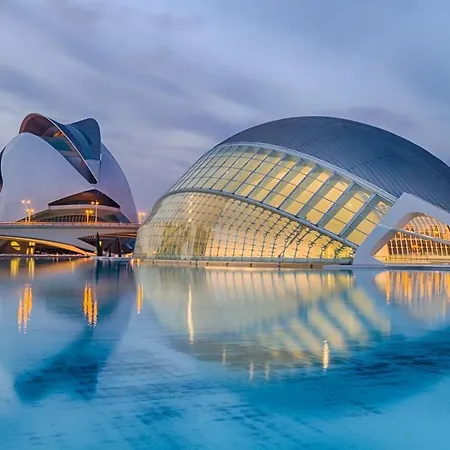 Valencia Beach Rooms *