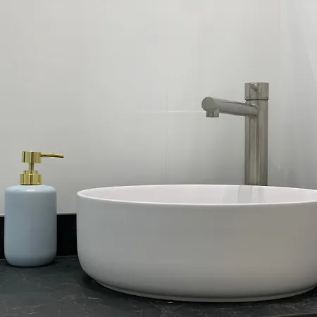 Valencia Beach Rooms *